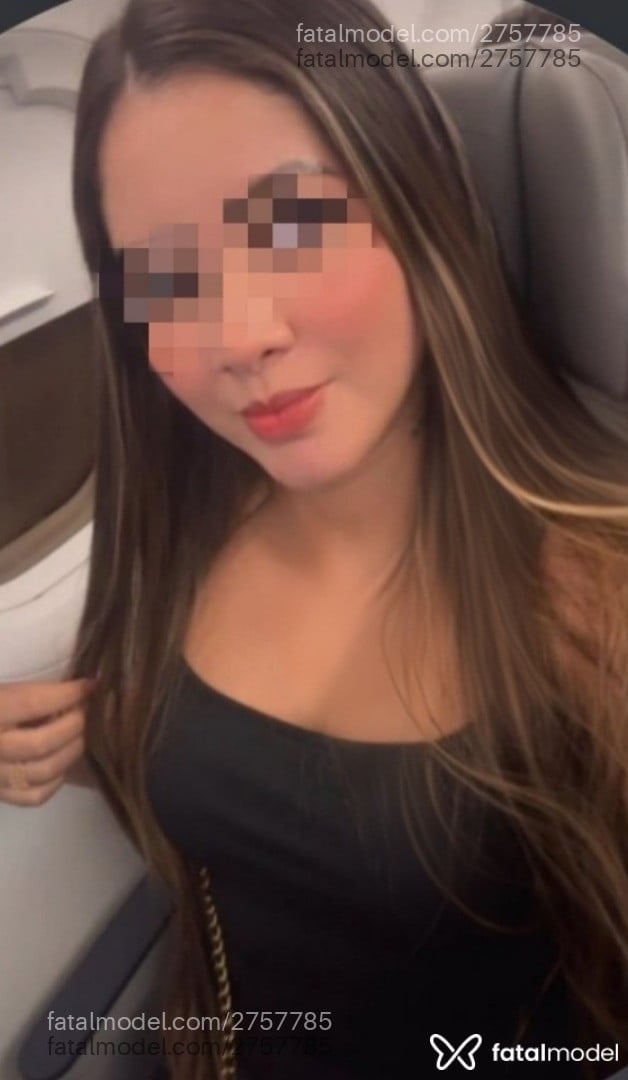 Acompanhante mulher com cabelo castanho de olhos castanhos em Primavera do Leste - Pollyana