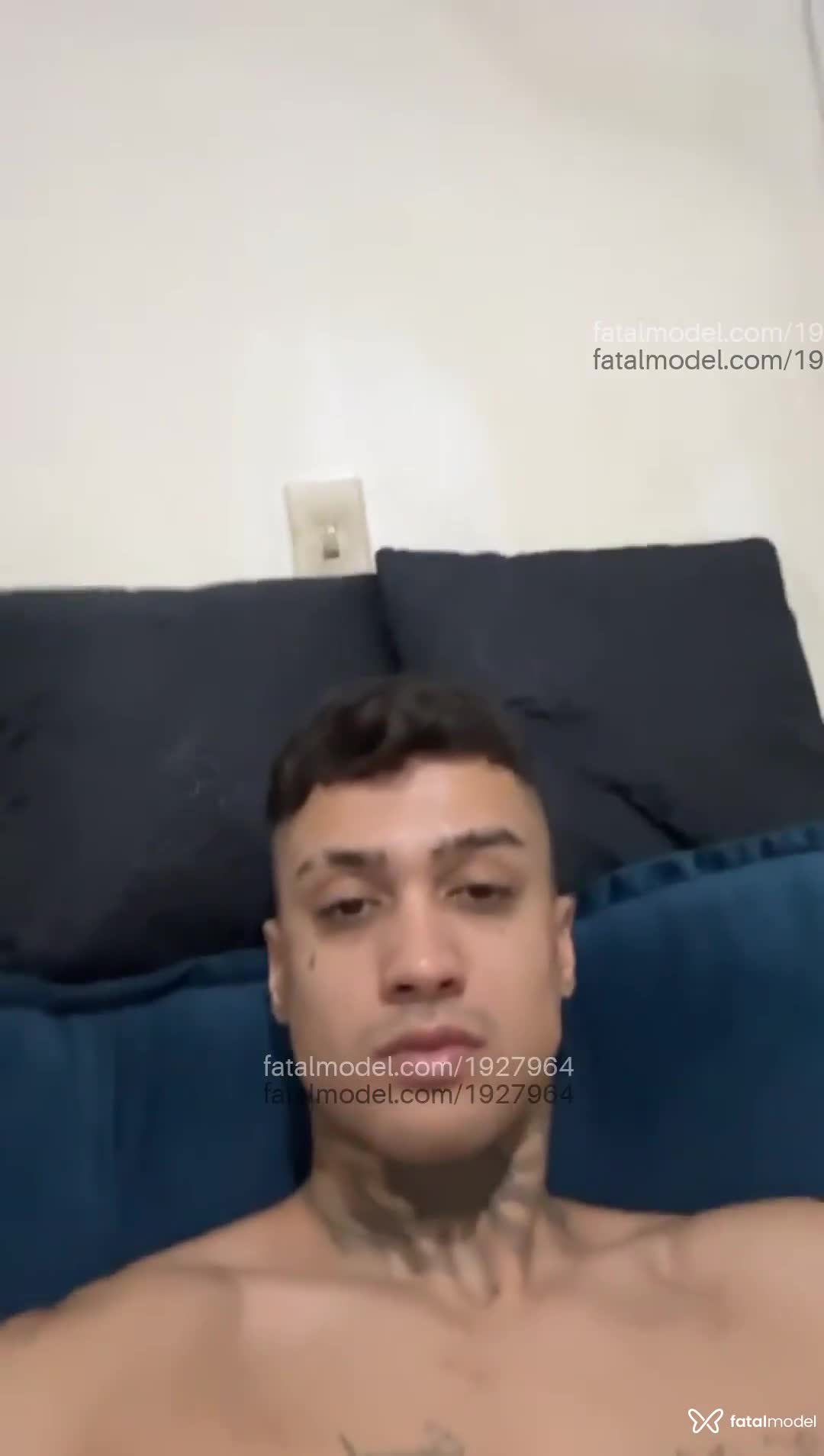 Acompanhante homem com cabelo castanho de olhos castanhos em São José do Rio Preto Acompanhante homem com cabelo castanho de olhos castanhos em São José do Rio Preto - Matheus Nobre