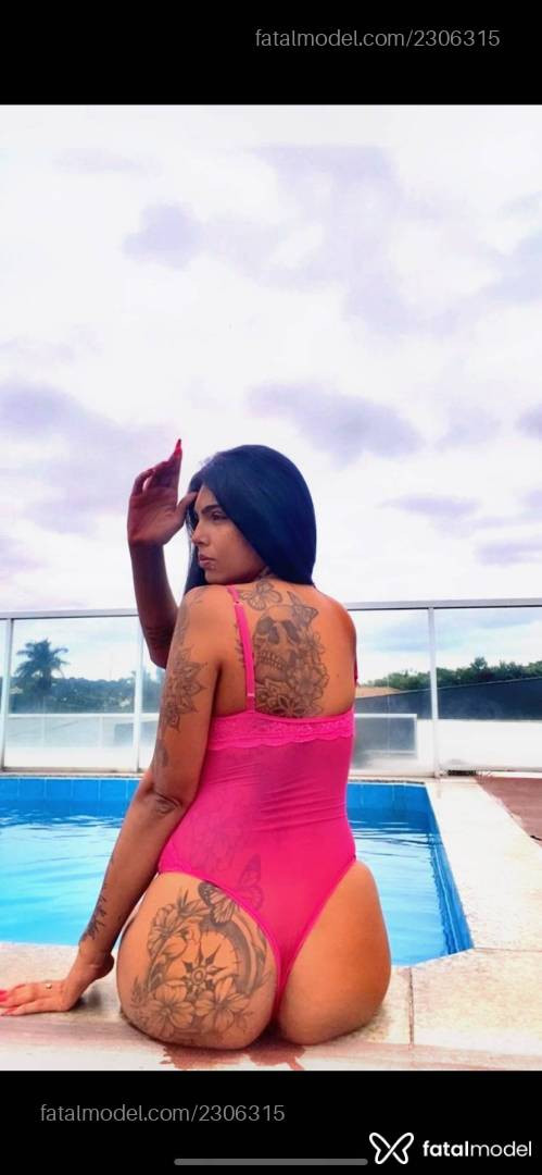 Acompanhante mulher morena (o) de olhos pretos em Rio de Janeiro - Livia