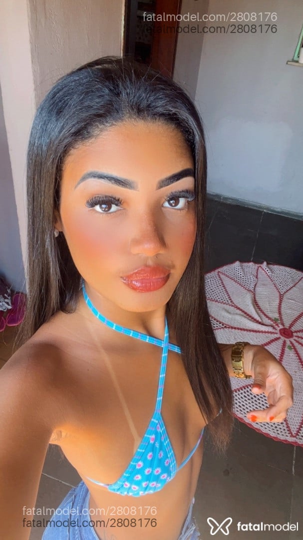 Acompanhante mulher morena (o) de olhos pretos em Guarulhos Acompanhante mulher morena (o) de olhos pretos em Guarulhos - Maitê