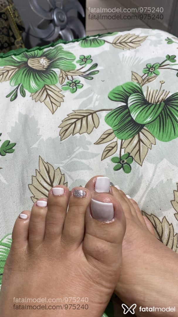 Acompanhante mulher trans morena (o) de olhos pretos em Lorena - Melissa