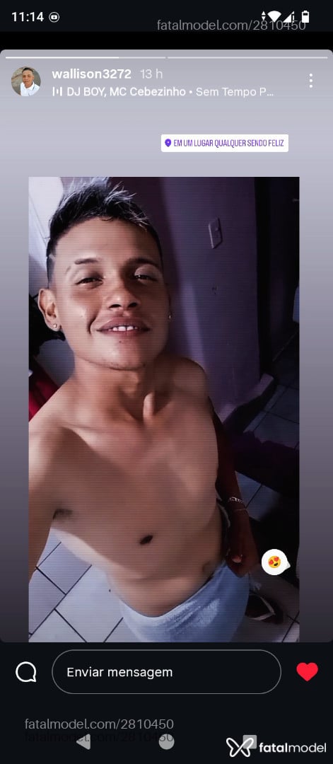 Acompanhante homem com cabelo colorido de olhos pretos em Patos de Minas Acompanhante homem com cabelo colorido de olhos pretos em Patos de Minas - Wallace Monteiro