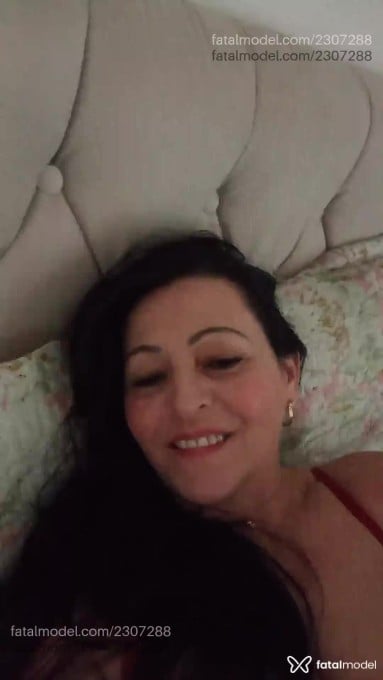 Acompanhante mulher morena (o) de olhos mel - Beatriz Vilares