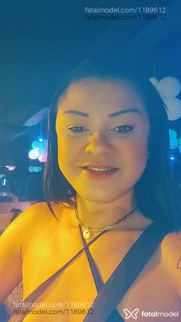 Acompanhante mulher morena (o) de olhos castanhos em Araruama Acompanhante mulher morena (o) de olhos castanhos em Araruama - Thaís Sibylla