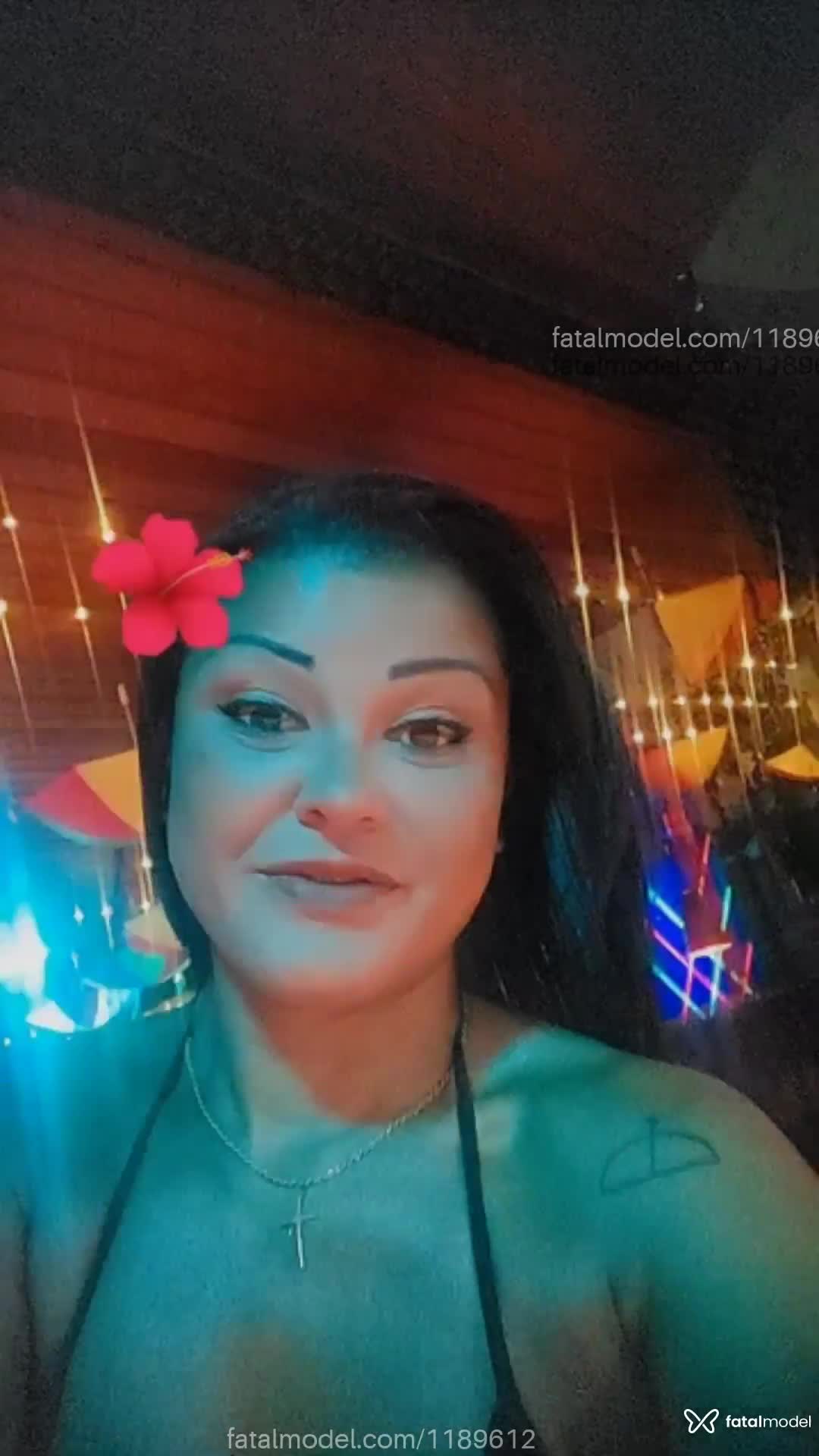 Acompanhante mulher morena (o) de olhos castanhos em Araruama Acompanhante mulher morena (o) de olhos castanhos em Araruama - Thaís Sibylla