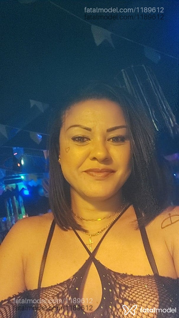 Acompanhante mulher morena (o) de olhos castanhos em Araruama Acompanhante mulher morena (o) de olhos castanhos em Araruama - Thaís Sibylla