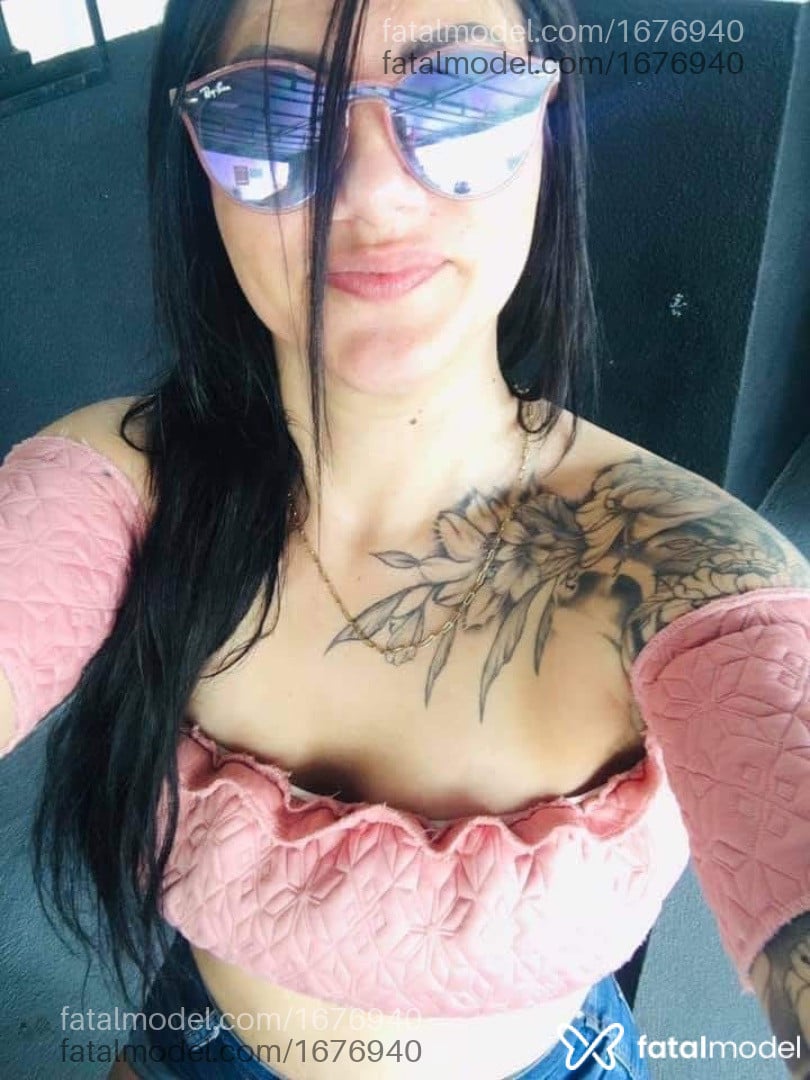 Acompanhante mulher morena (o) de olhos castanhos - Bruna dias Acompanhante mulher morena (o) de olhos castanhos - Bruna dias