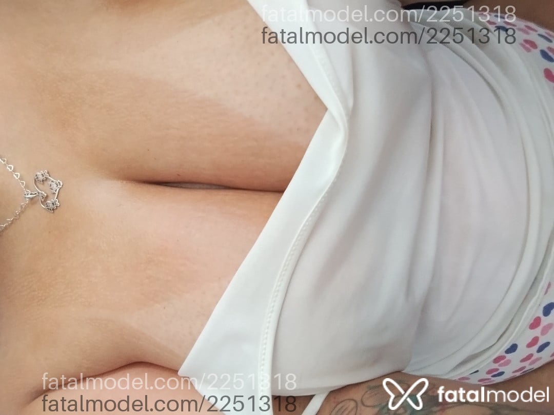 Acompanhante mulher morena (o) de olhos pretos em São Paulo - Becca