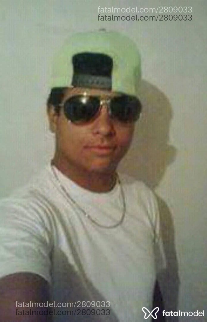 Acompanhante homem morena (o) de olhos castanhos em Cascavel - Nequinho