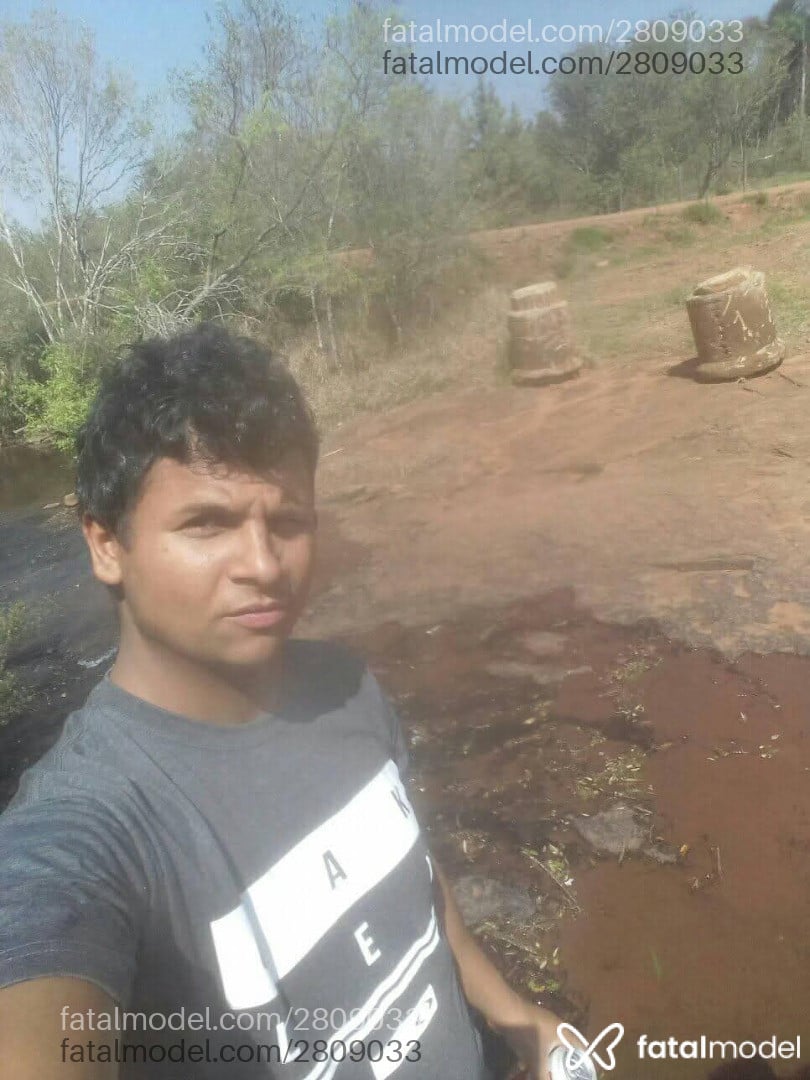 Acompanhante homem morena (o) de olhos castanhos em Cascavel - Nequinho