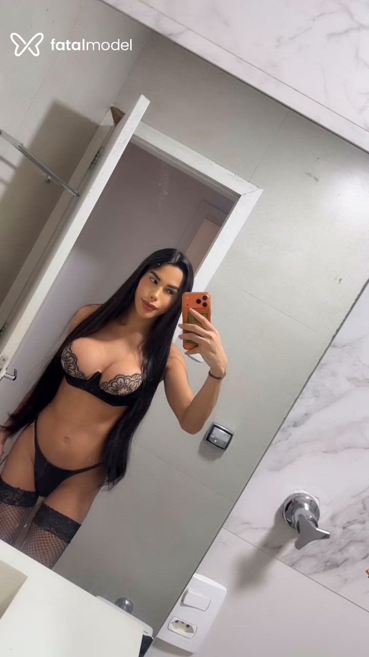 Acompanhante mulher trans morena (o) de olhos castanhos - Manuu Acompanhante mulher trans morena (o) de olhos castanhos - Manuu