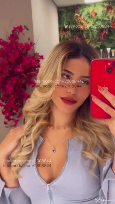 Acompanhante mulher loira (o) de olhos castanhos em Belo Horizonte - Venustar