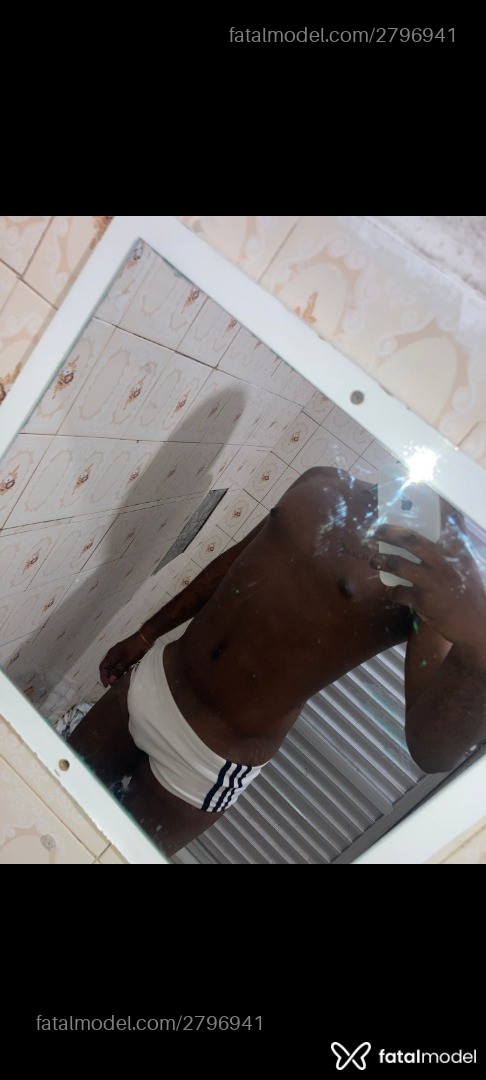 Acompanhante homem morena (o) de olhos pretos em Salvador - Henrique