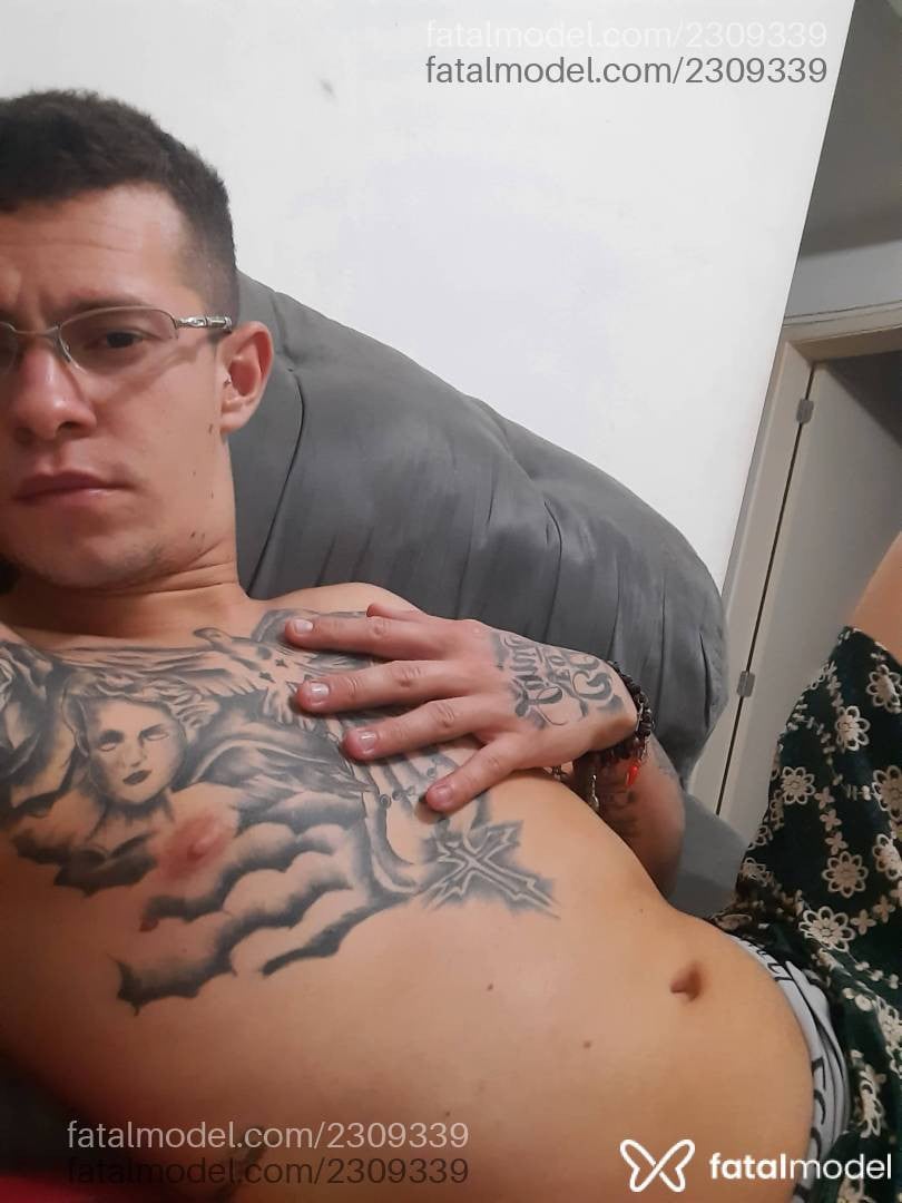 Acompanhante homem loira (o) de olhos mel em Campinas - Vinicius