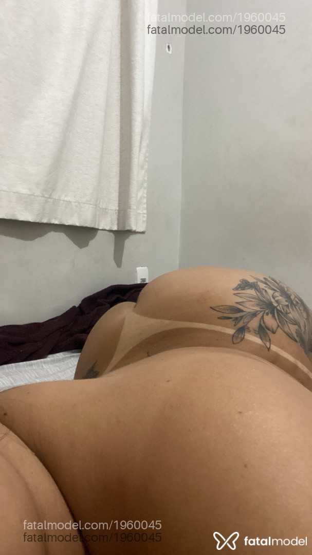 Acompanhante mulher com cabelo castanho de olhos castanhos em Jaguaré - Camila