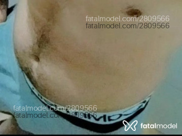 Acompanhante homem com cabelo castanho de olhos castanhos em Sinop - Noah