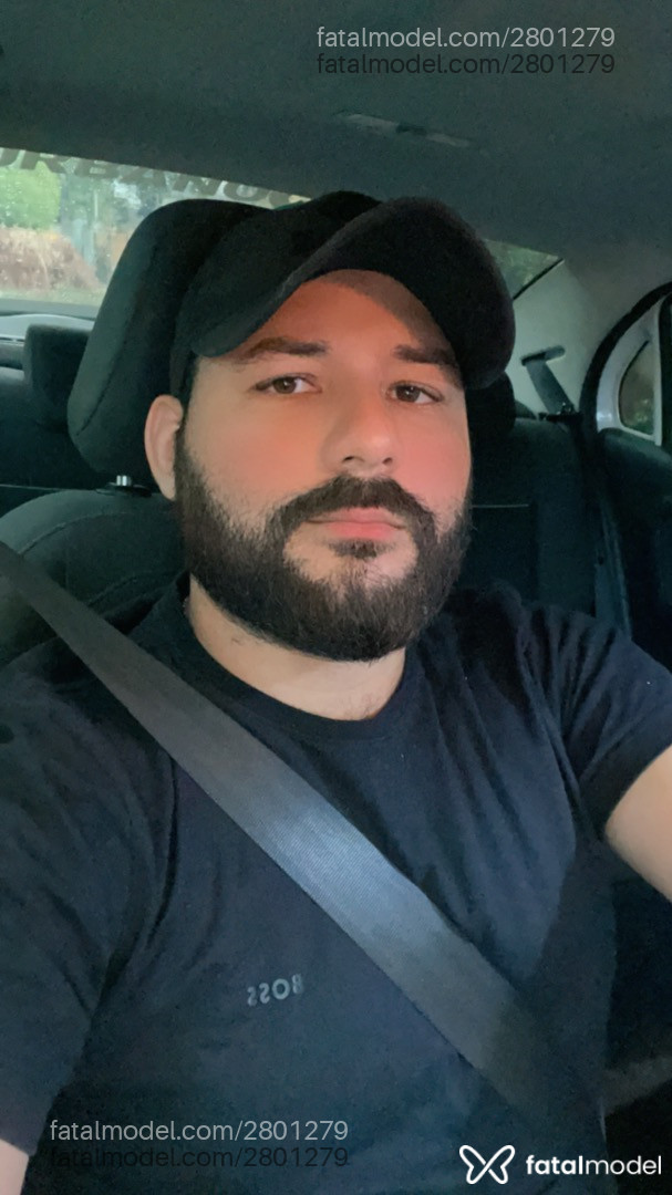 Acompanhante homem morena (o) de olhos castanhos em Virtual Acompanhante homem morena (o) de olhos castanhos em Virtual - Junior