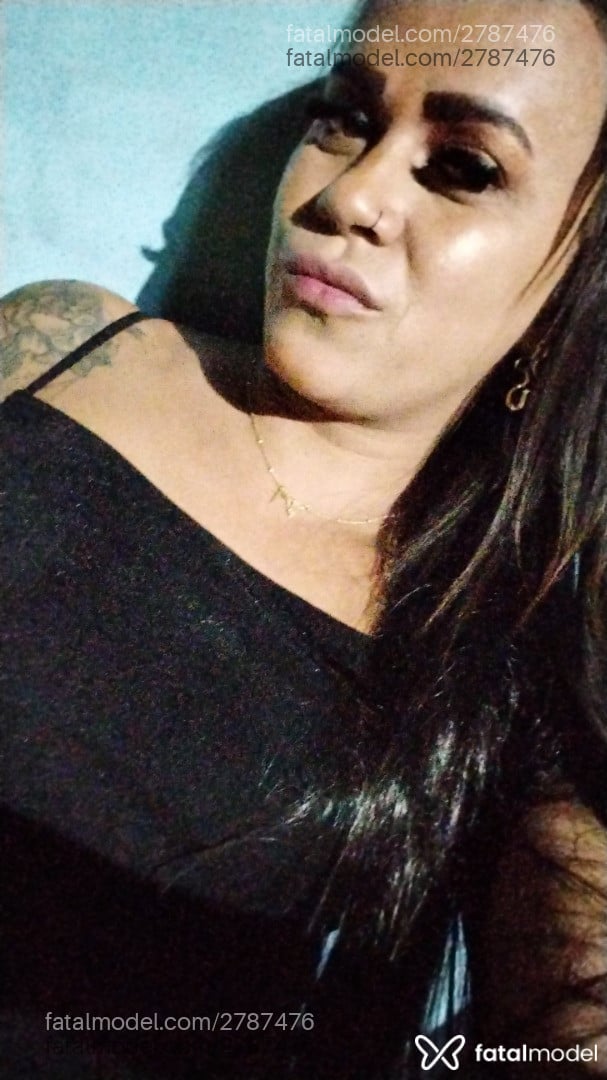 Acompanhante mulher trans com cabelo castanho de olhos castanhos em Ariquemes - Laís Acreana