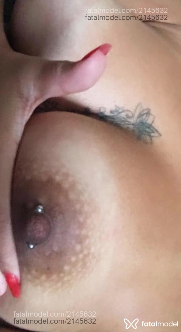 Acompanhante mulher com cabelo castanho de olhos castanhos em São Paulo - Thayna