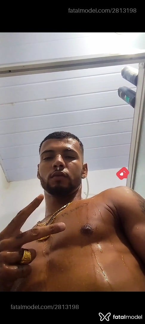 Acompanhante homem morena (o) de olhos castanhos em Florianópolis - Principenegro