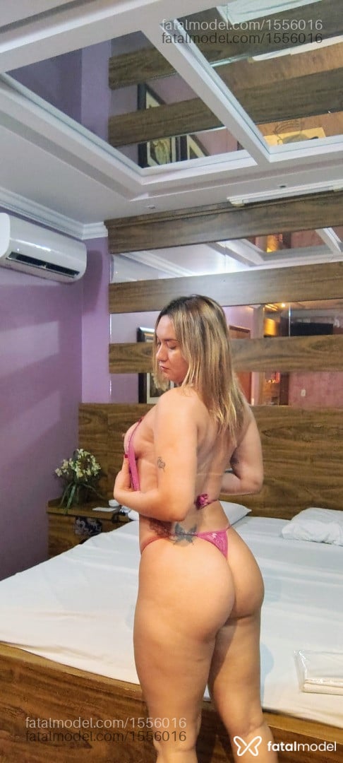 Acompanhante mulher loira (o) de olhos castanhos em Bebedouro - Natty