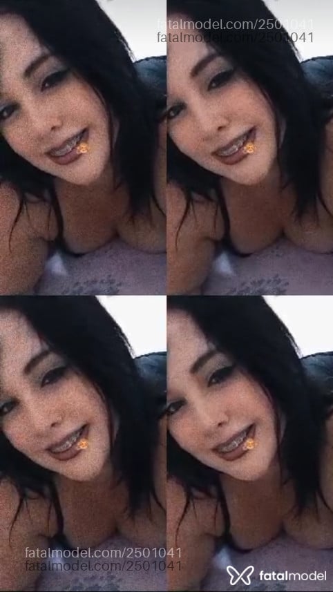 Acompanhante mulher morena (o) de olhos mel - Larissa Acompanhante mulher morena (o) de olhos mel - Larissa