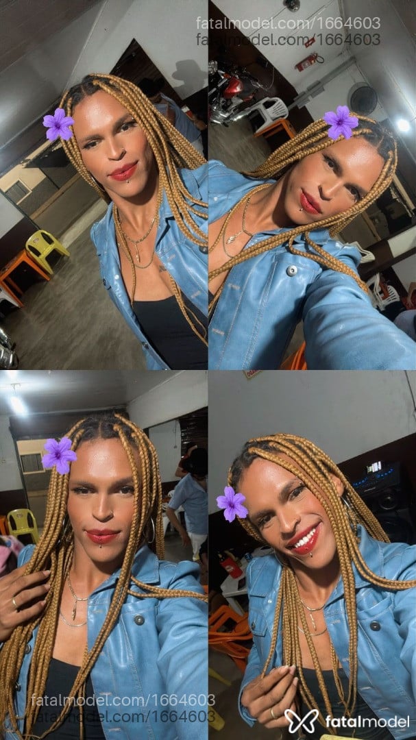 Acompanhante homem trans loira (o) de olhos castanhos em São Gotardo - Izabelly
