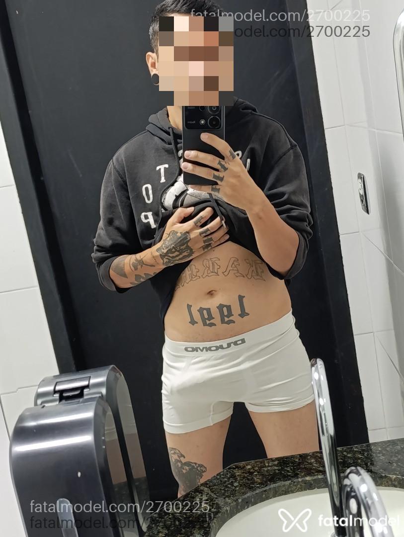 Acompanhante homem morena (o) de olhos castanhos em Goiânia - Giulio