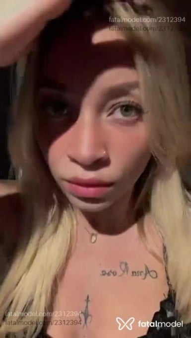 Acompanhante mulher loira (o) de olhos verdes em Linhares Acompanhante mulher loira (o) de olhos verdes em Linhares - Alice Alcântara