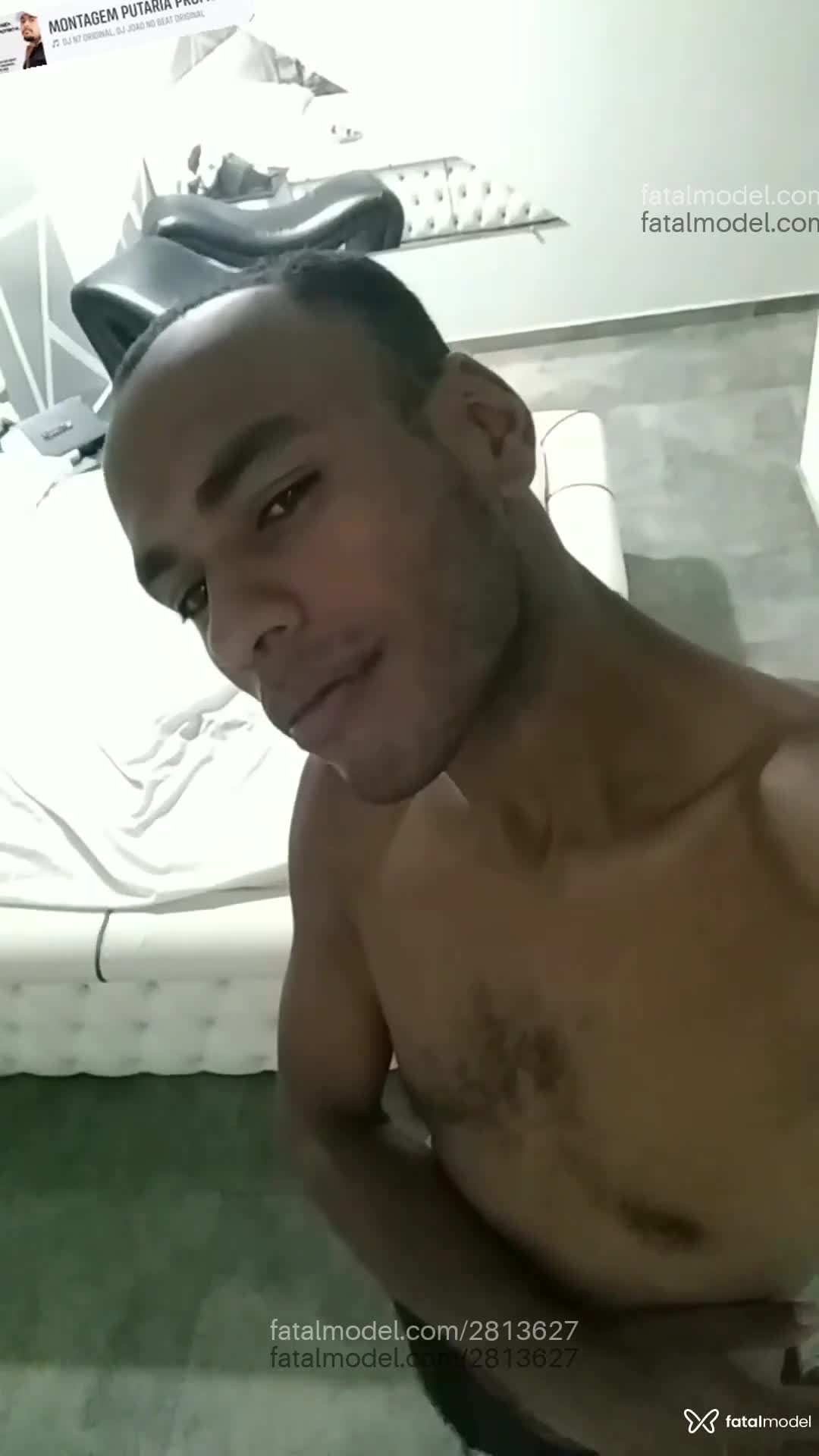 Acompanhante homem morena (o) de olhos castanhos em Toledo - Gustavo Munhoz