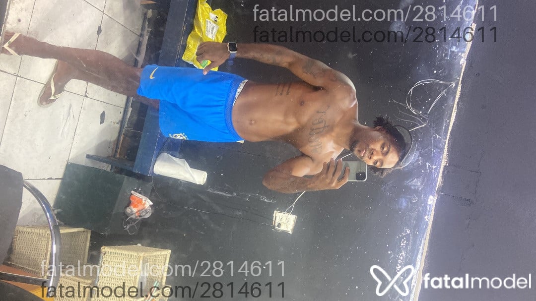 Acompanhante homem morena (o) de olhos pretos em Rio de Janeiro - Souza