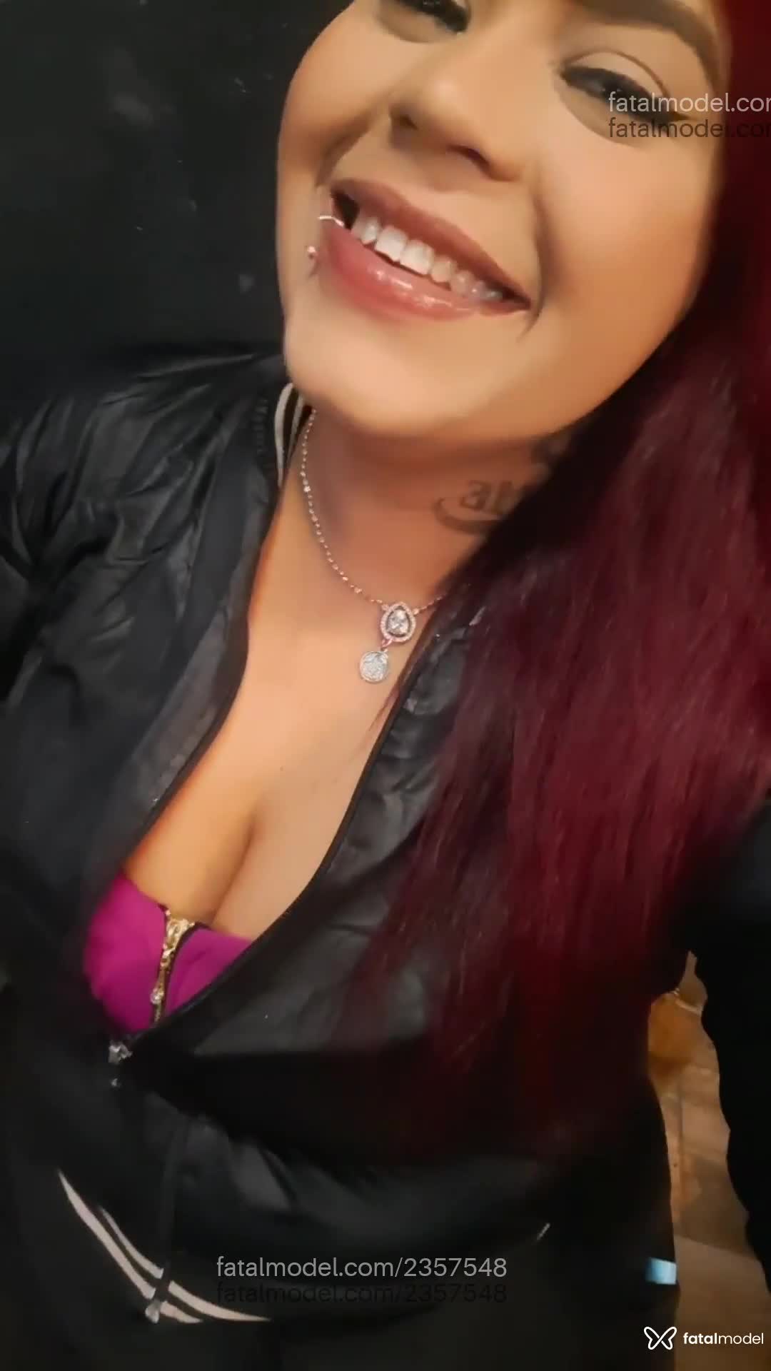 Acompanhante mulher ruiva (o) de olhos castanhos em Itanhaém - Fernanda