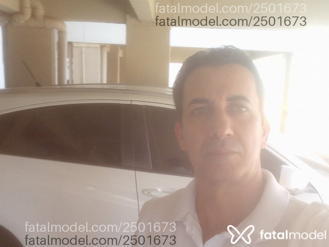 Acompanhante homem com cabelo castanho de olhos mel em Uberlândia - Marcelo