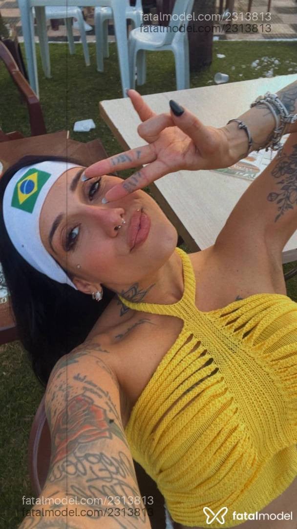 Acompanhante mulher morena (o) de olhos castanhos - Melissa Freitas