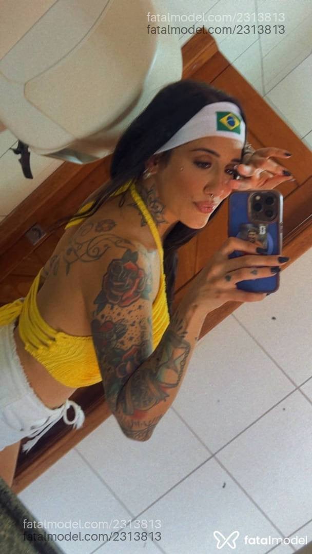 Acompanhante mulher morena (o) de olhos castanhos - Melissa Freitas