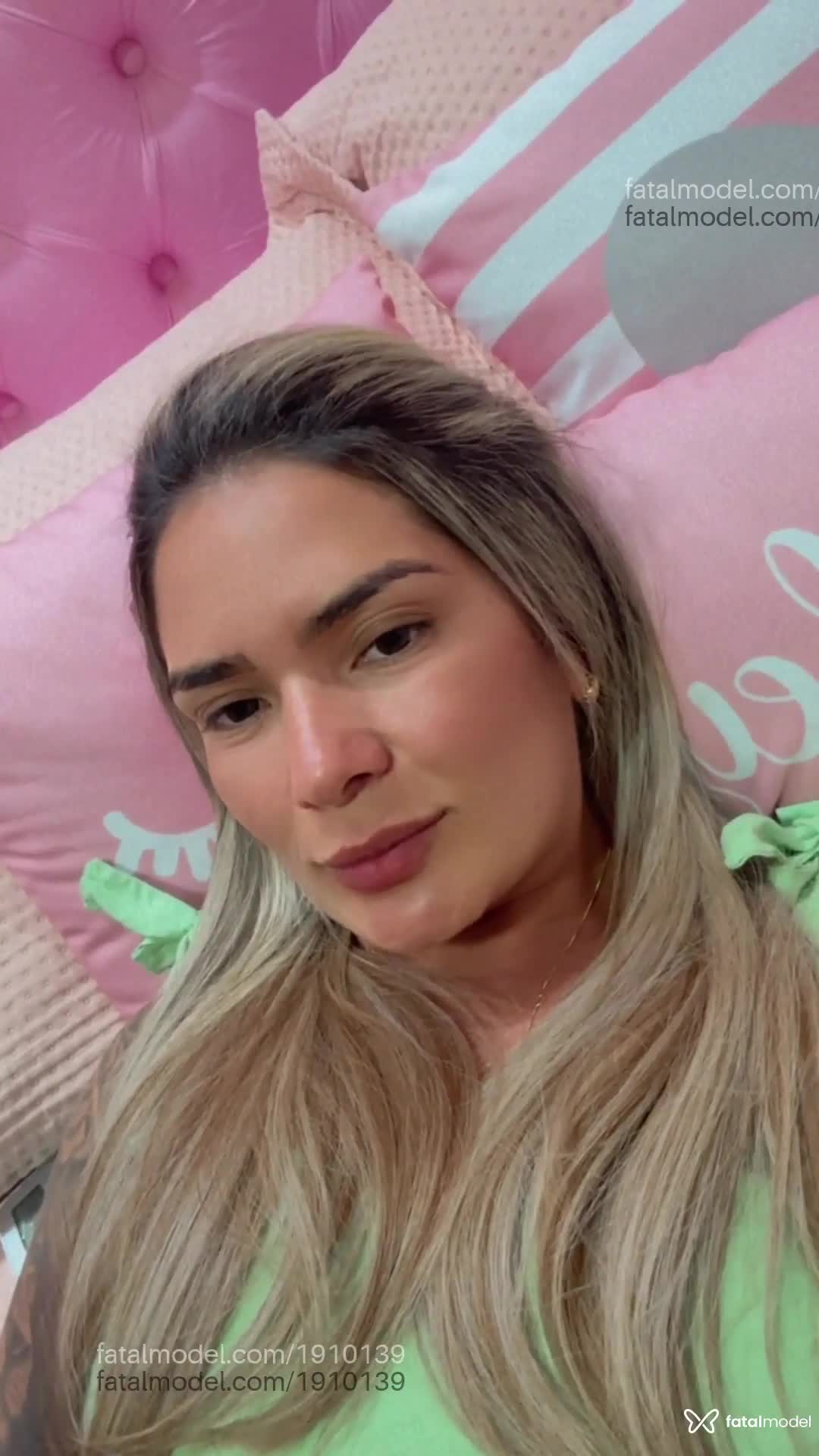 Acompanhante mulher loira (o) de olhos castanhos em Guanambi Acompanhante mulher loira (o) de olhos castanhos em Guanambi - Bianca Montenegro
