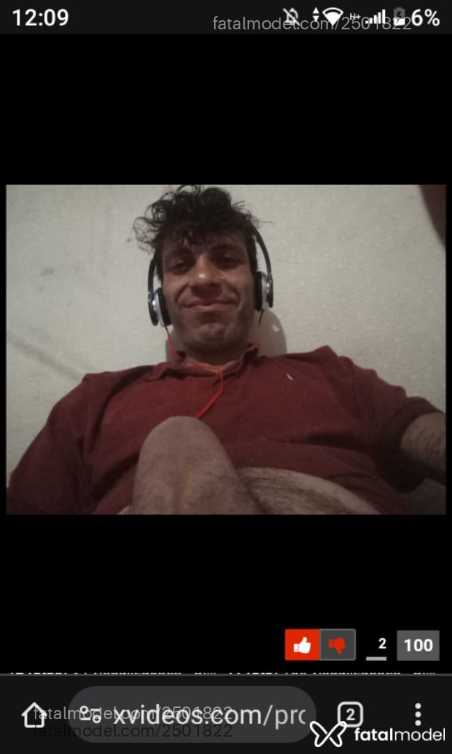 Acompanhante homem com cabelo castanho de olhos castanhos em São Paulo Acompanhante homem com cabelo castanho de olhos castanhos em São Paulo - Santiago