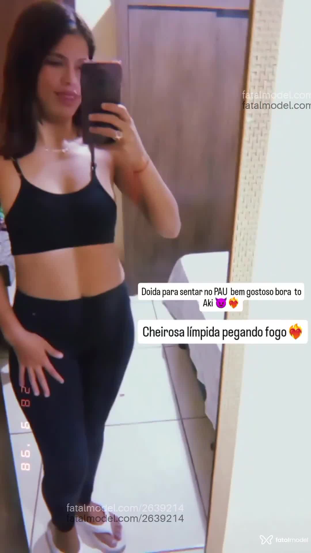 Acompanhante mulher com cabelo castanho de olhos castanhos em Passos Acompanhante mulher com cabelo castanho de olhos castanhos em Passos - Ari