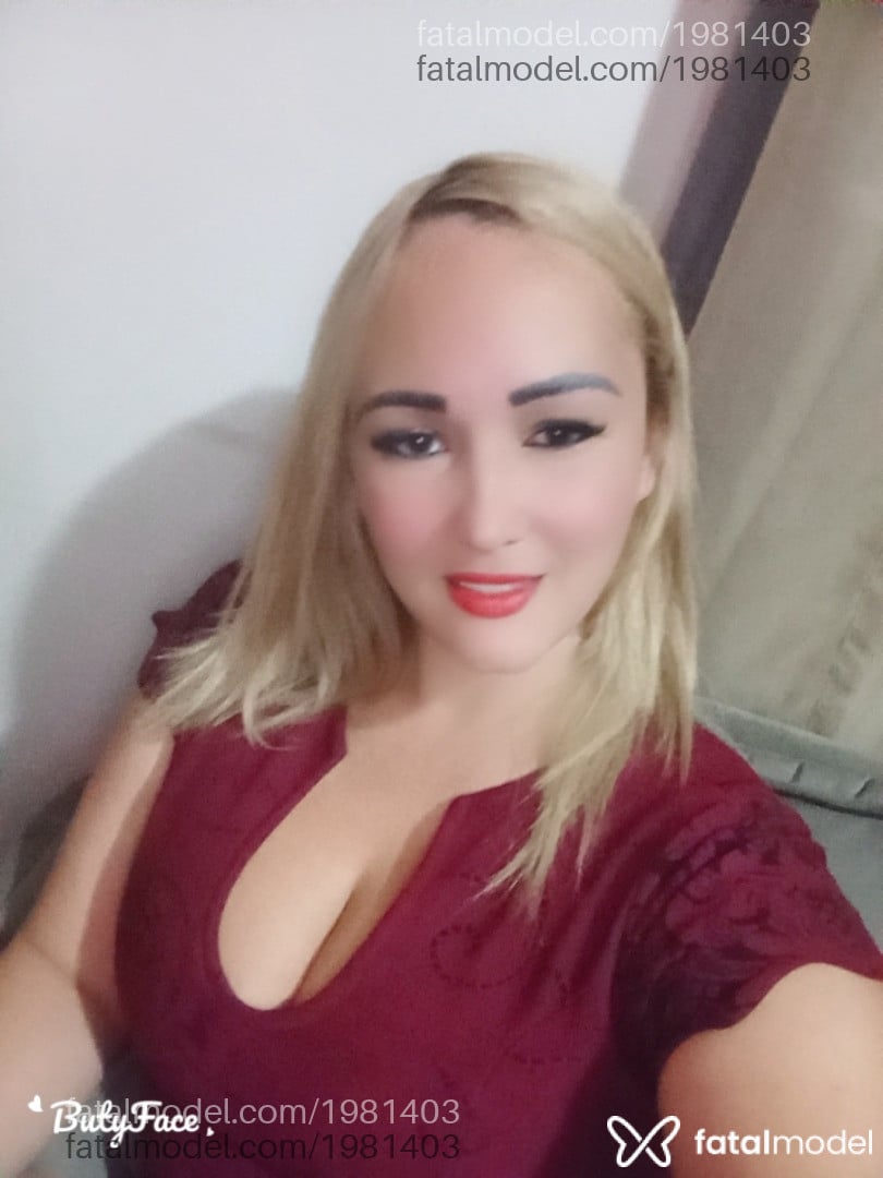 Acompanhante mulher loira (o) de olhos castanhos - Cristiane Acompanhante mulher loira (o) de olhos castanhos - Cristiane