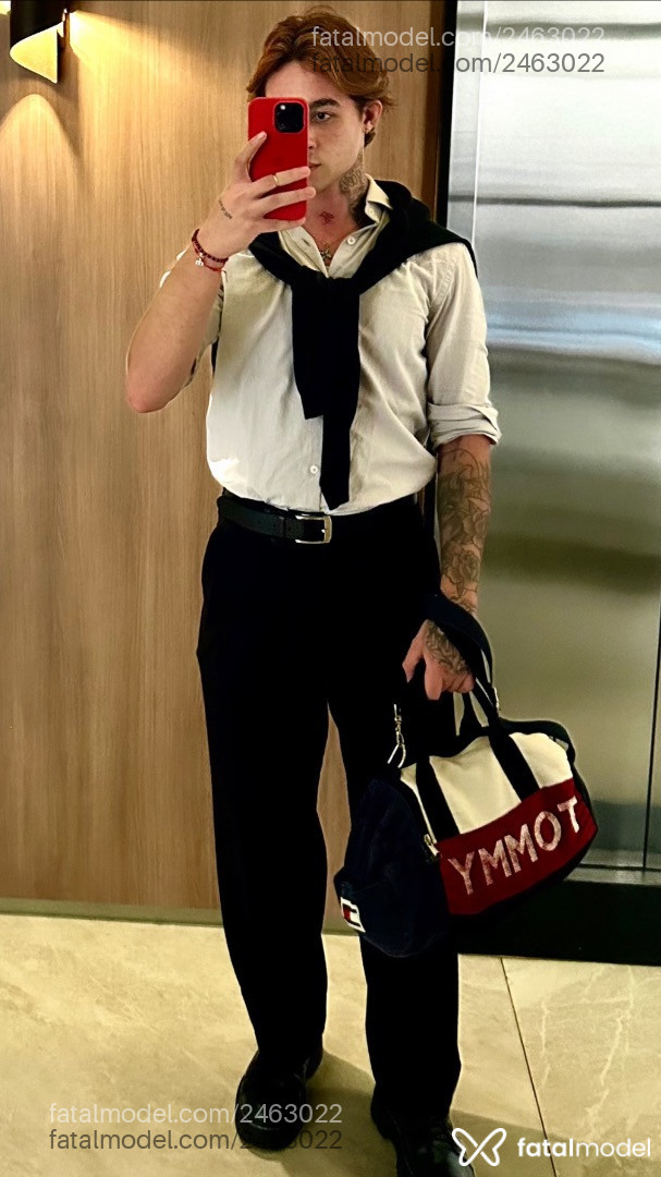 Acompanhante homem ruiva (o) de olhos castanhos em São Paulo Acompanhante homem ruiva (o) de olhos castanhos em São Paulo - Kael Ventura