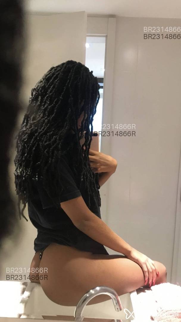 Acompanhante mulher morena (o) de olhos castanhos em Rio de Janeiro - Jamilly