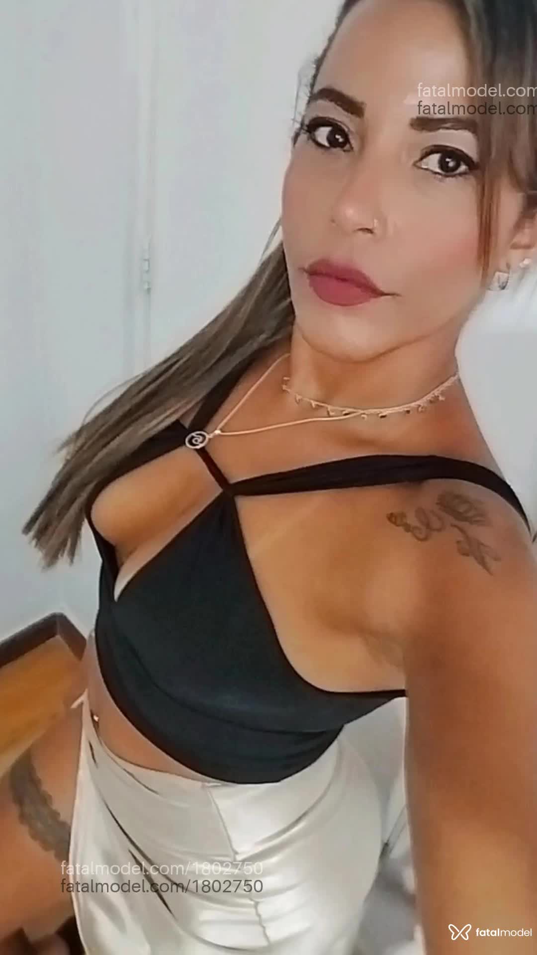 Acompanhante mulher morena (o) de olhos castanhos em Cabo Frio - Rafaela Bitencourt