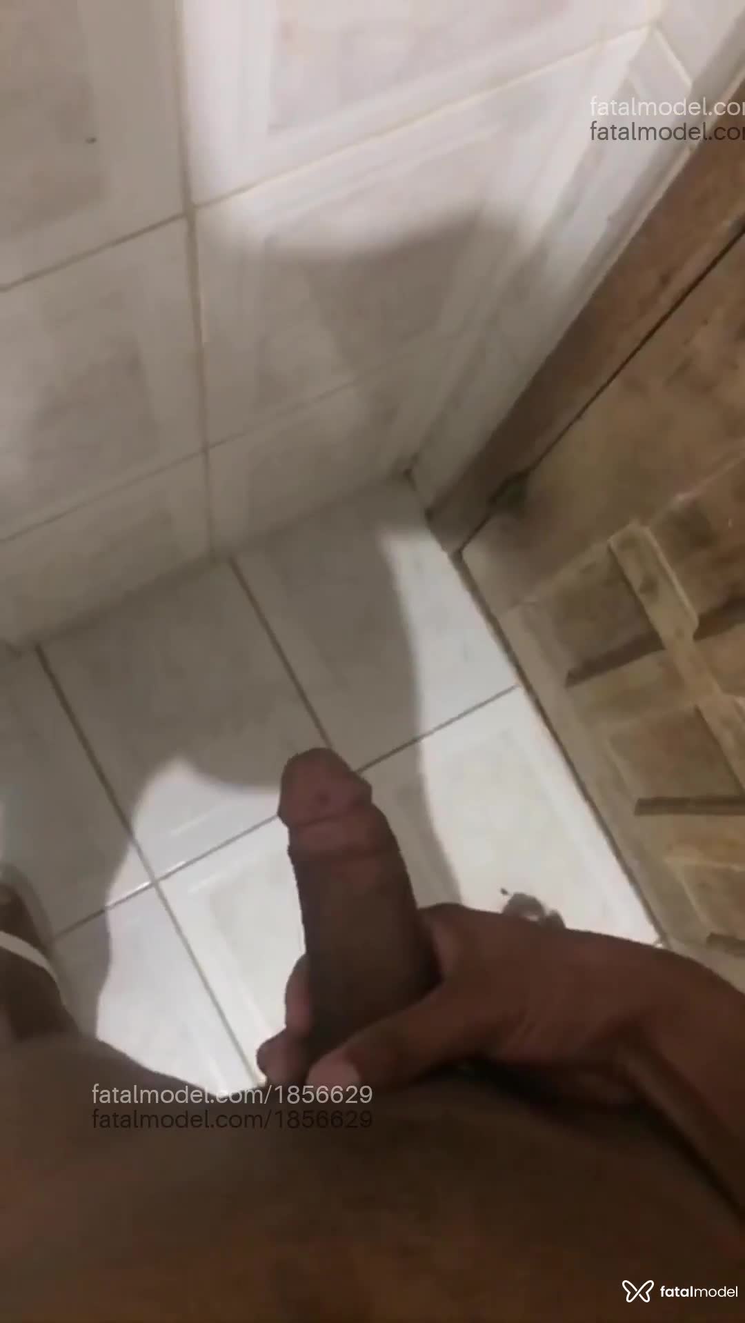Acompanhante homem morena (o) de olhos pretos em Campos dos Goytacazes - Eletricista