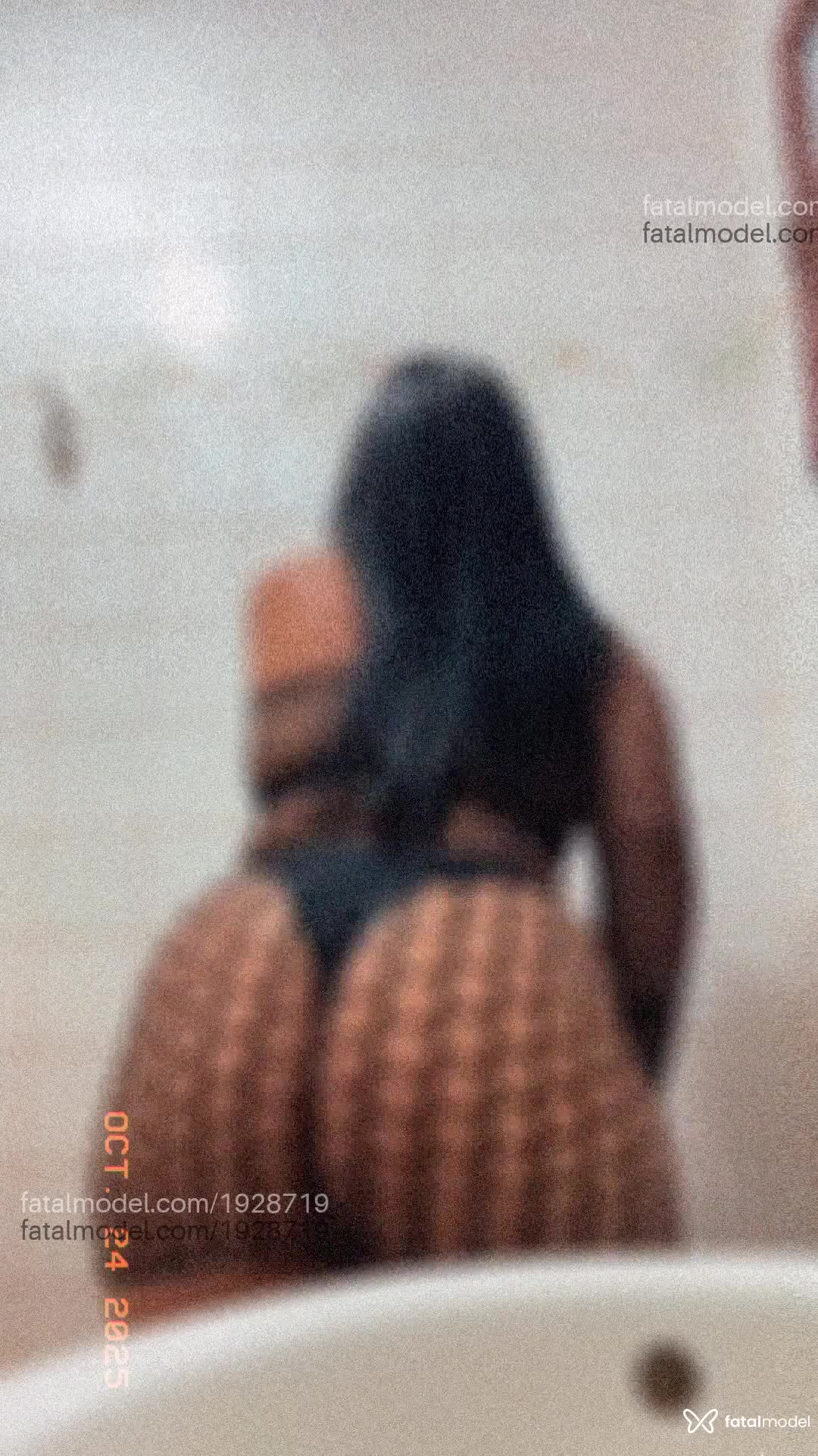 Acompanhante mulher morena (o) de olhos pretos em Goiatuba Acompanhante mulher morena (o) de olhos pretos em Goiatuba - Bruna