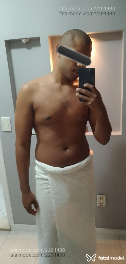 Acompanhante homem sem cabelo de olhos pretos em Porto Alegre - Kazuma Satou