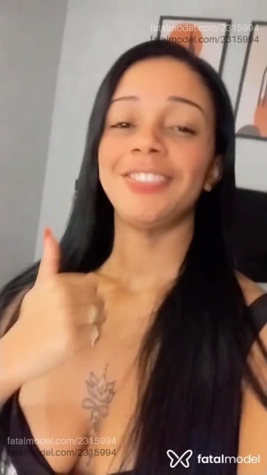 Acompanhante mulher morena (o) de olhos pretos em São Paulo - Vitoria