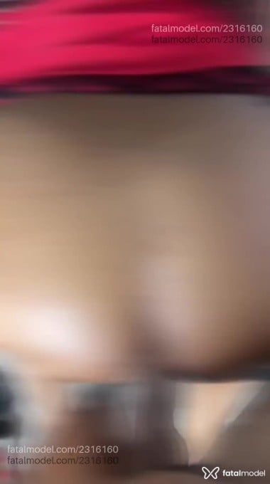 Acompanhante mulher com cabelo castanho de olhos mel em Contagem - Beatriz