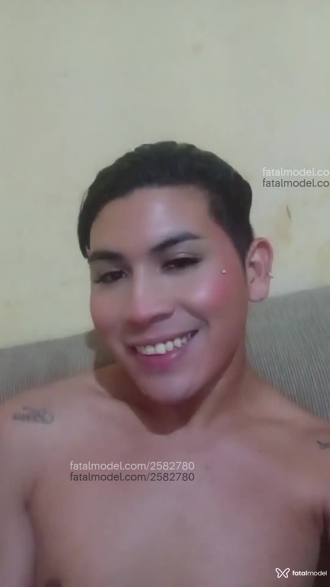 Acompanhante homem morena (o) de olhos pretos em São Paulo Acompanhante homem morena (o) de olhos pretos em São Paulo - Angel