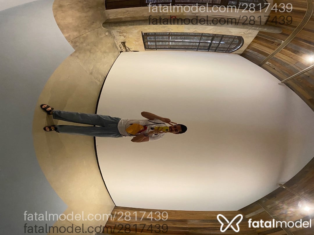 Acompanhante homem com cabelo castanho de olhos castanhos em São Paulo Acompanhante homem com cabelo castanho de olhos castanhos em São Paulo - Iago Rolim