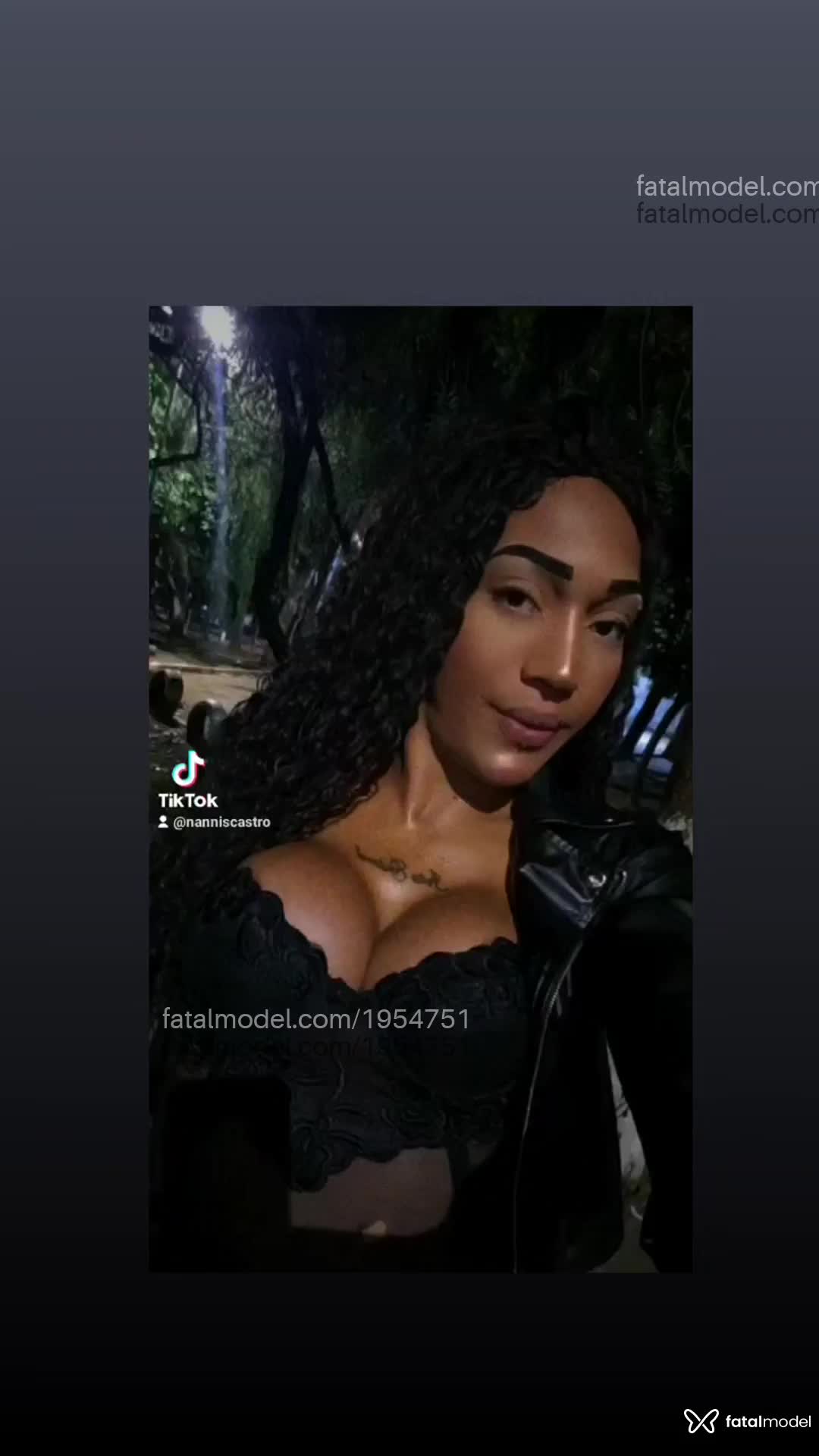 Acompanhante mulher trans morena (o) de olhos castanhos em Guarulhos - Allicy Pinheiro